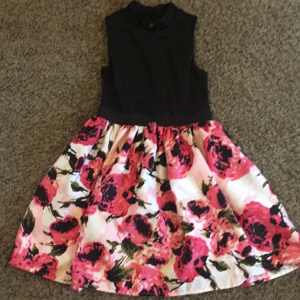 Girls dress